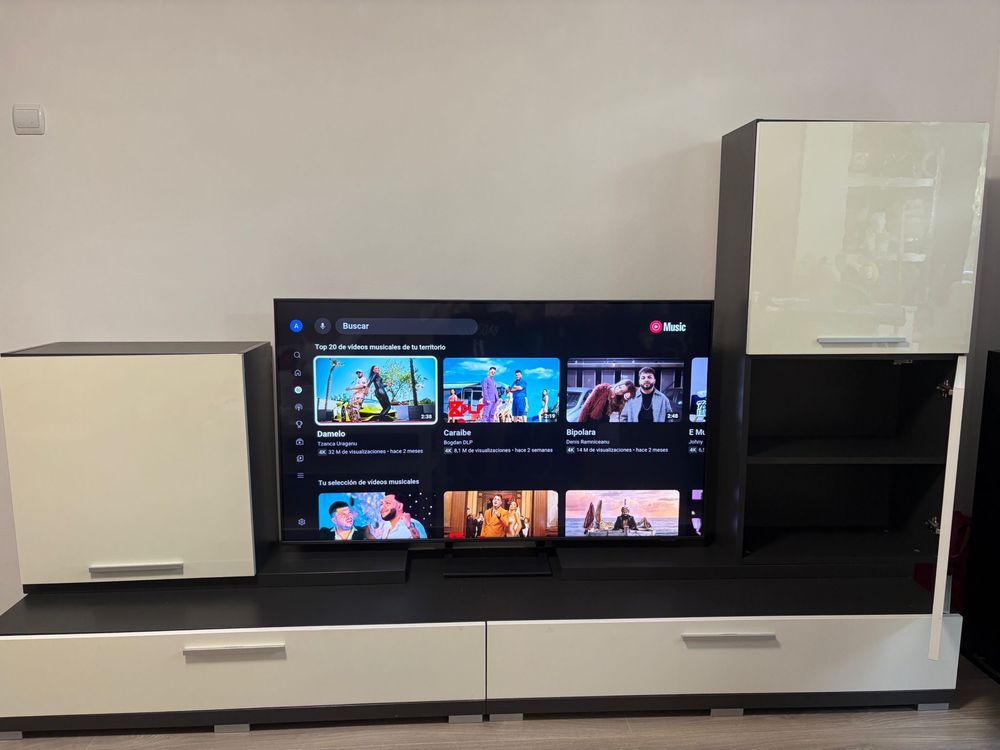 Comoda TV Dulapuri suspendate Mobila LIVING