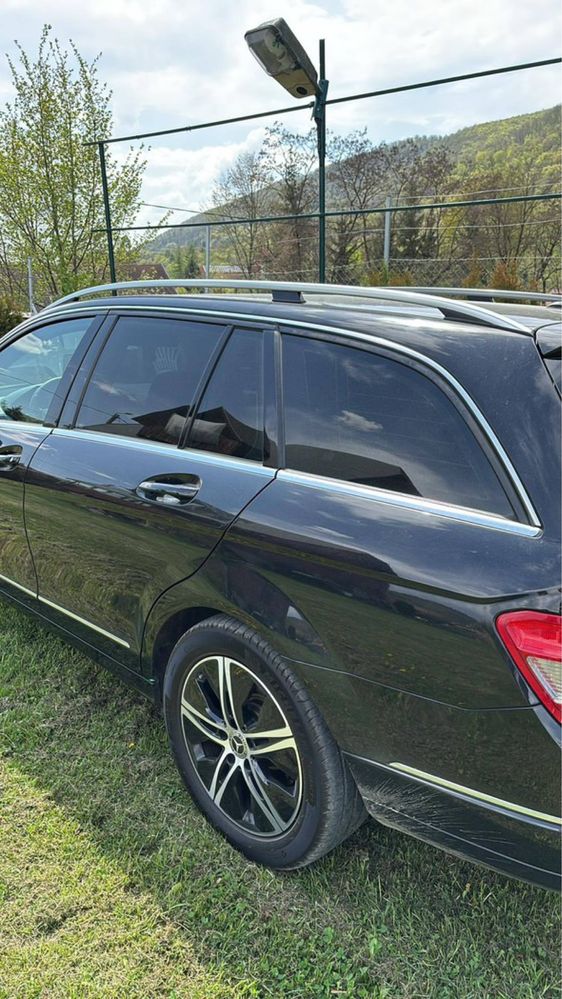Mercedes Benz 2.2 manual