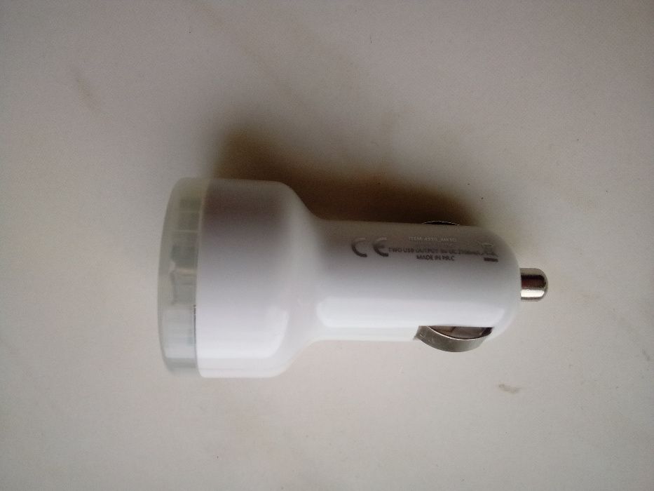 Charger USB dual, fast charge pentru auto, cu doua iesiri