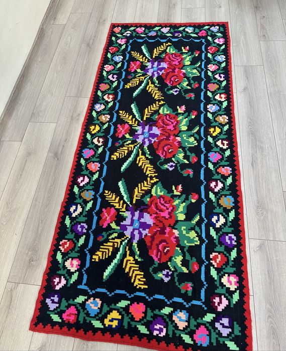 Covor traditional romanesc