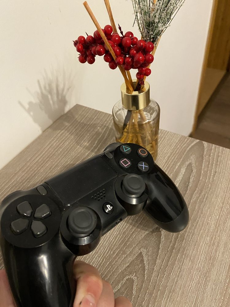 Джойстик за playstation 4