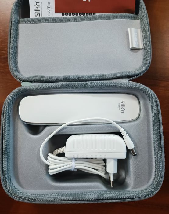 FaceTite Revive - уред за изглаждане на кожата