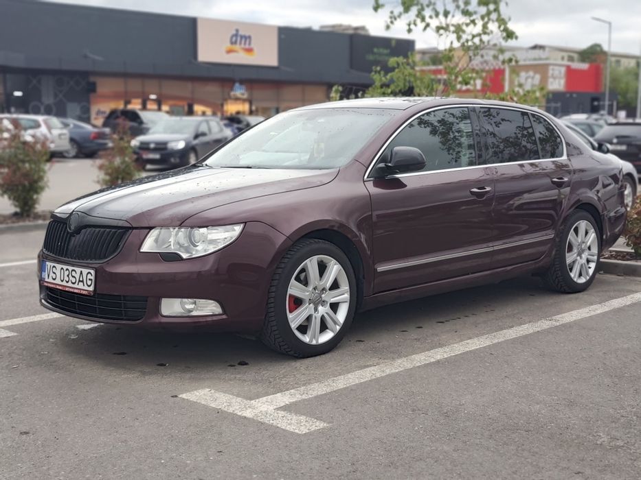 Vând Skoda superb