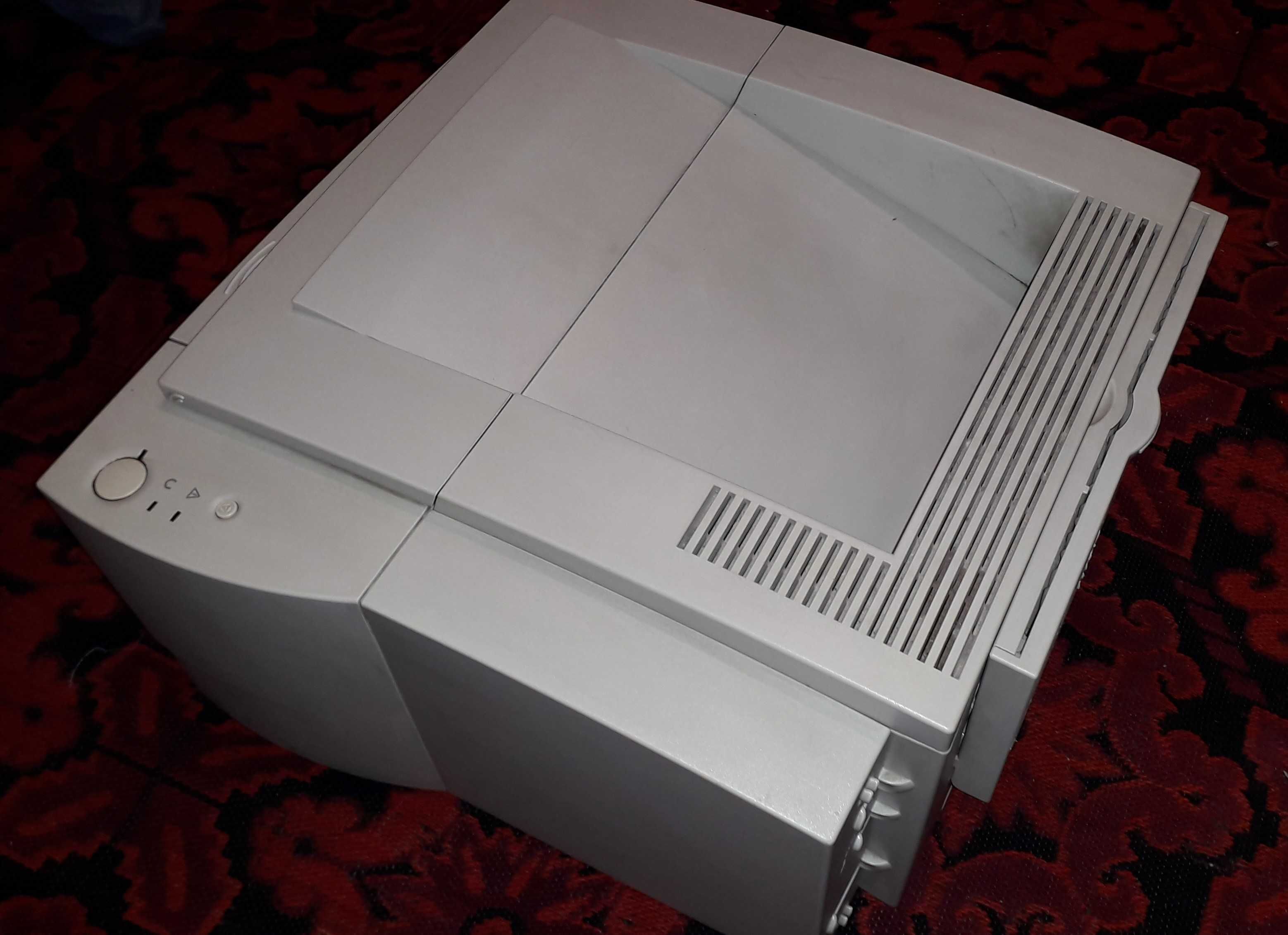 Лазерен принтер HP LaserJet 2100