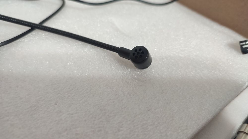Set microfon wireless tip headset