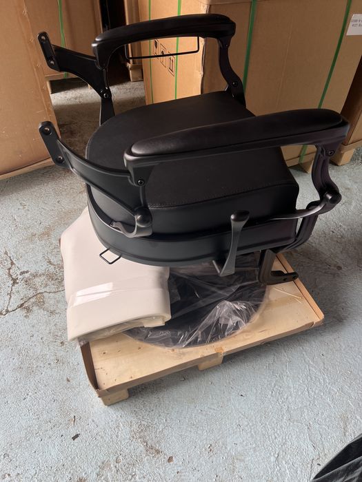 Vand scaune Profesionale Barber Lord Gold&Black..