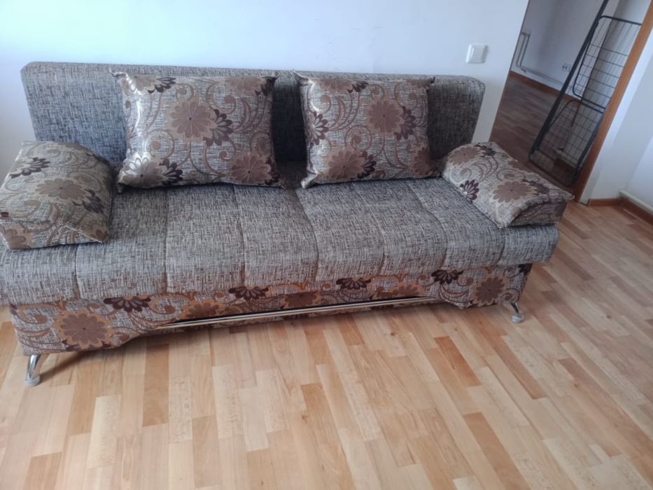 Продам диван раскладной