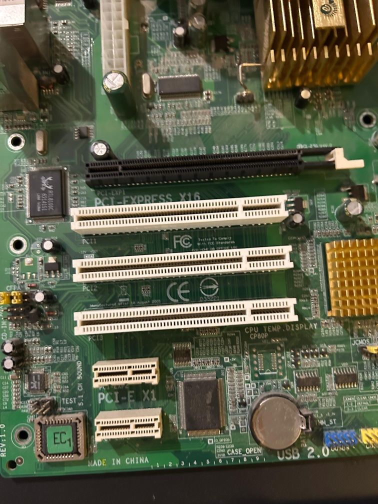 LGA775 материнская плата + Pentium 4 + DDR2 2GB + 80GB IDE HDD