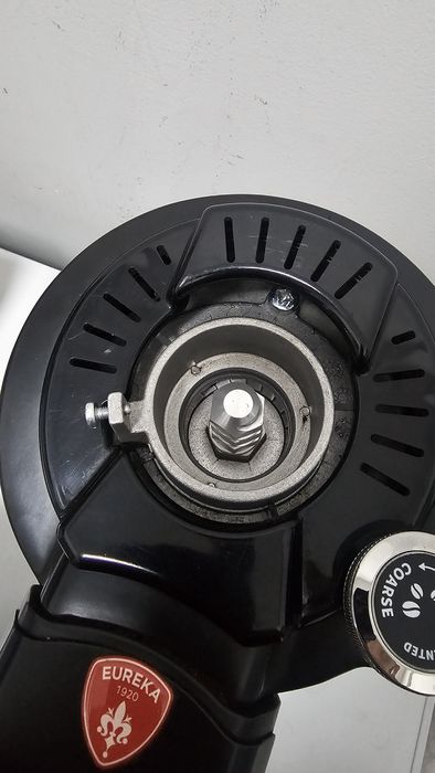 Кофемолка Eureka Zenith Neo 65e
