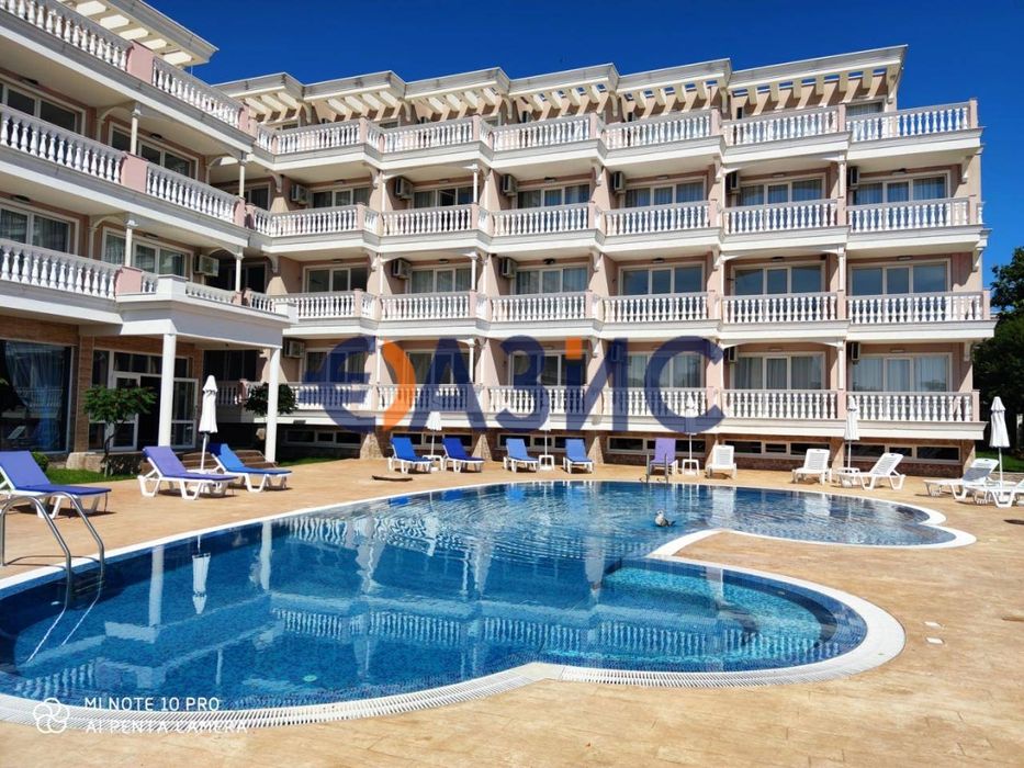 Студио на първа линия море в комплекс „Перла Дел Мар“, Лозенец, 37.32