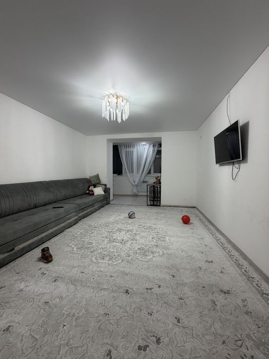 Пиодается 2-х с пл 82 кв.м, 4/5 эт