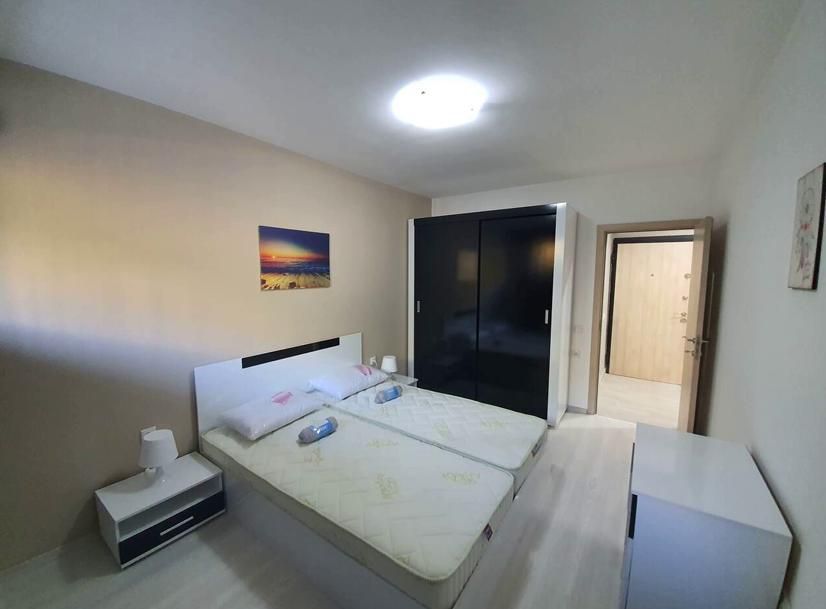 Дава се под наем Двустаен апартамент в Пловдив, Център - 70 кв.м за 550 € - Снимка #4