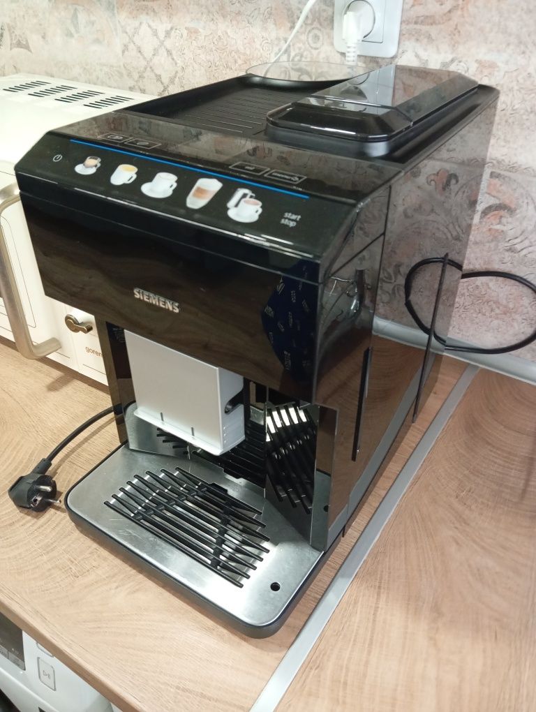 Кафемашина Кафе автомат Siemens eq500
