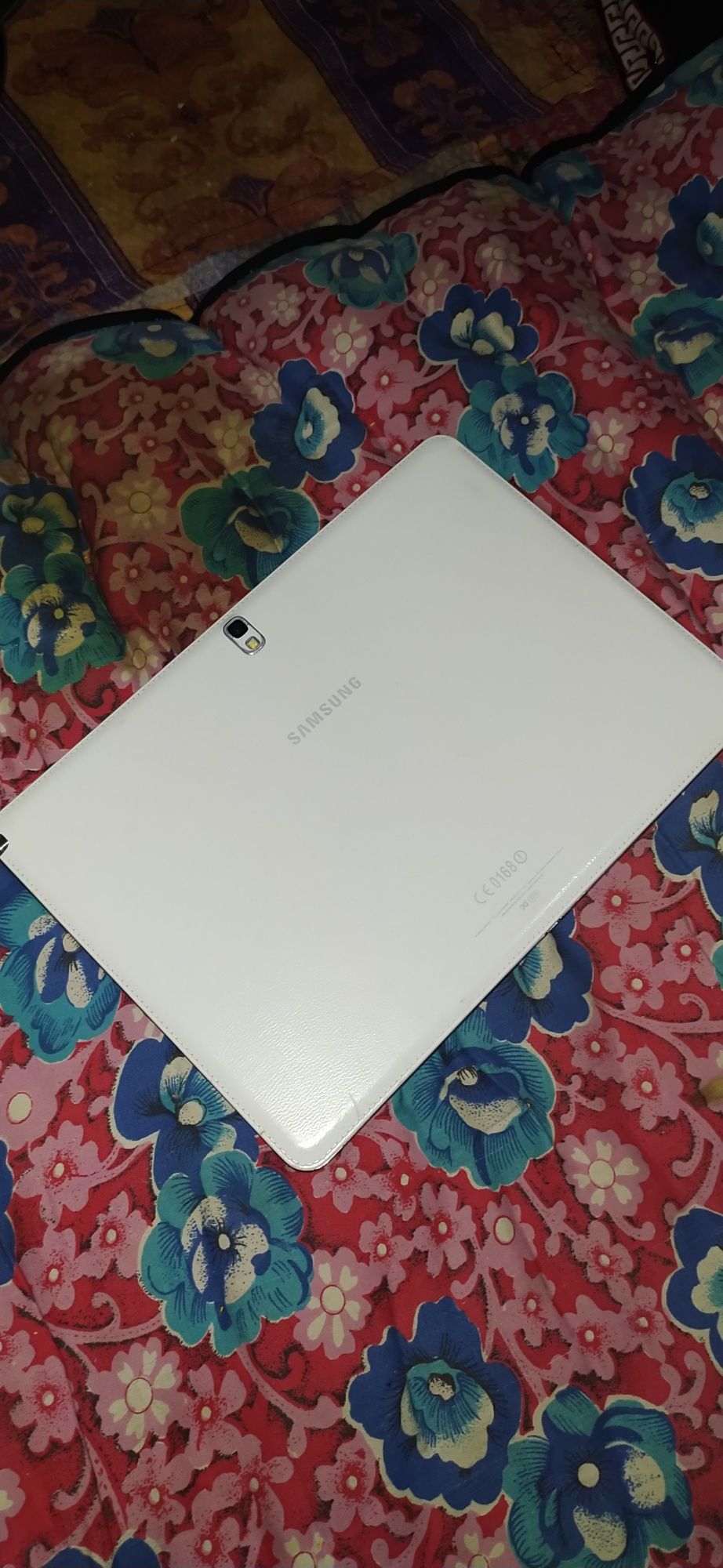 Planshet Samsung note 10.1 idition sotiladi 32 gb