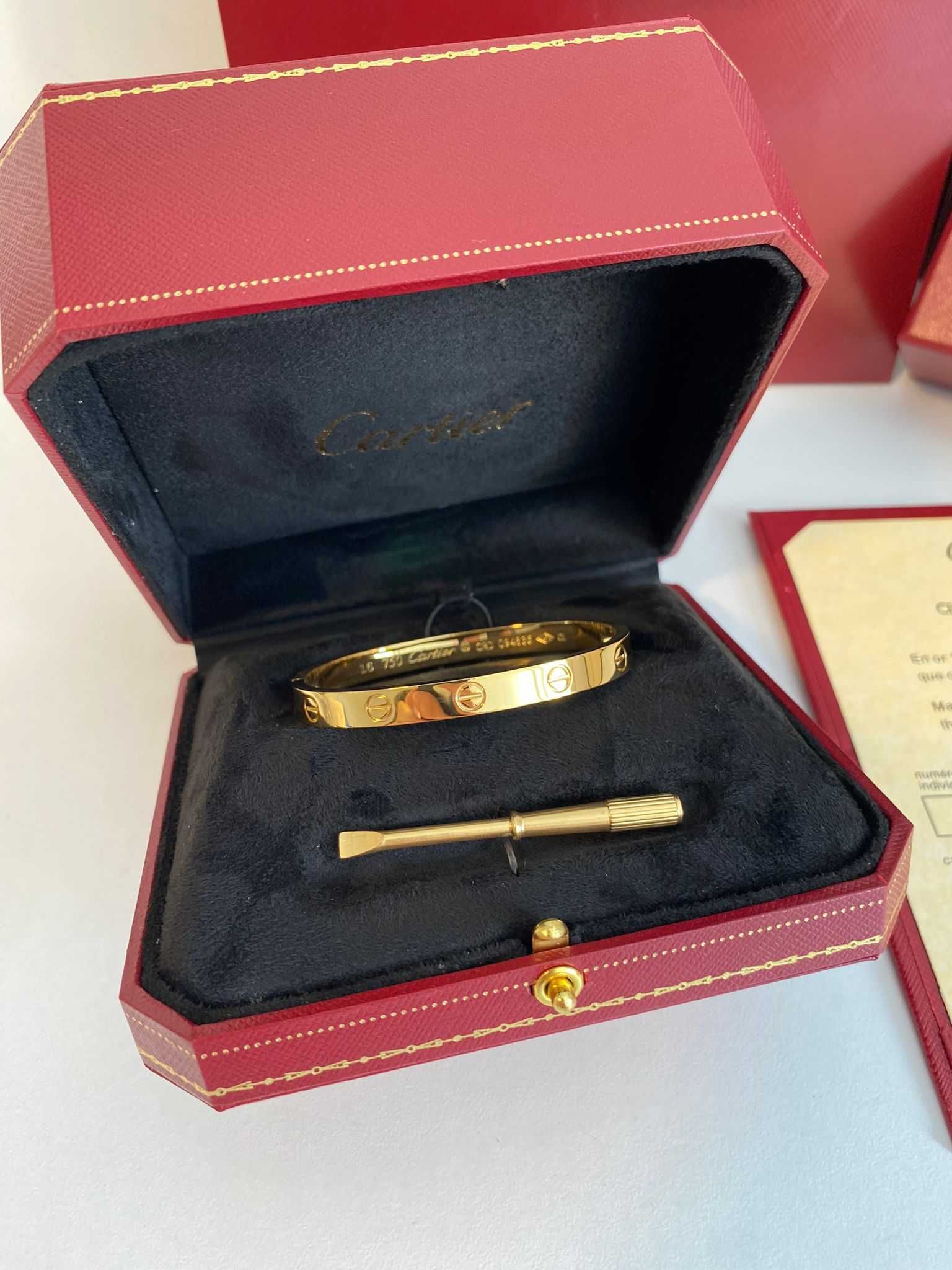 Brățară model Cartier LOVE 19 Gold 750