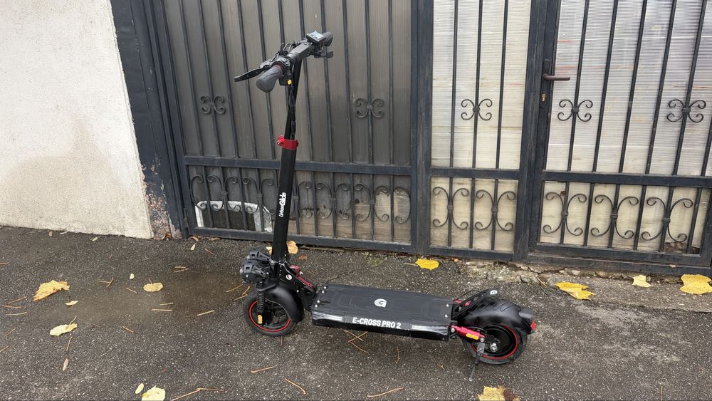 Trotinetă electrică UrbanGlide e-cross pro 2