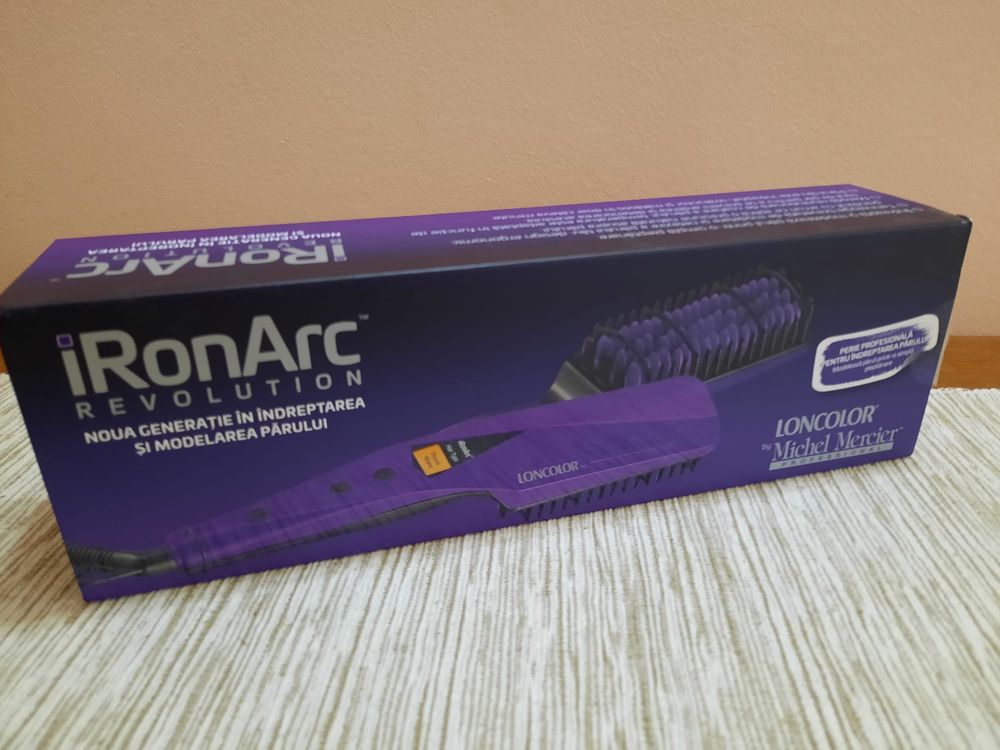 Perie pentru indreptat parul IronArc Loncolor