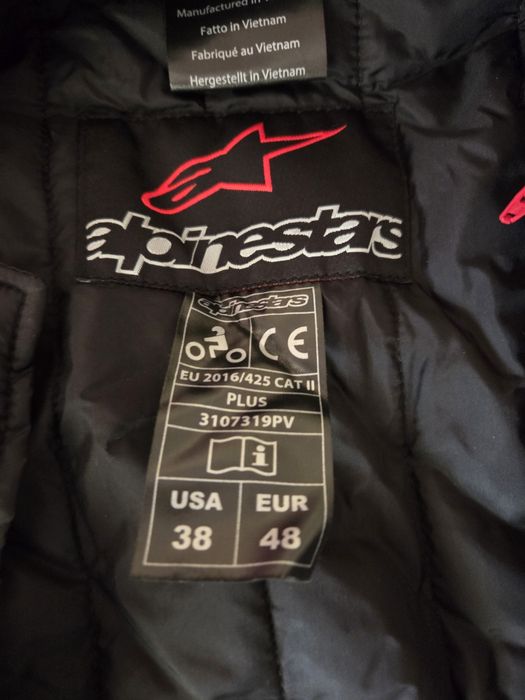 Яке за мотор Alpinestar,като ново ,на 5 карания..