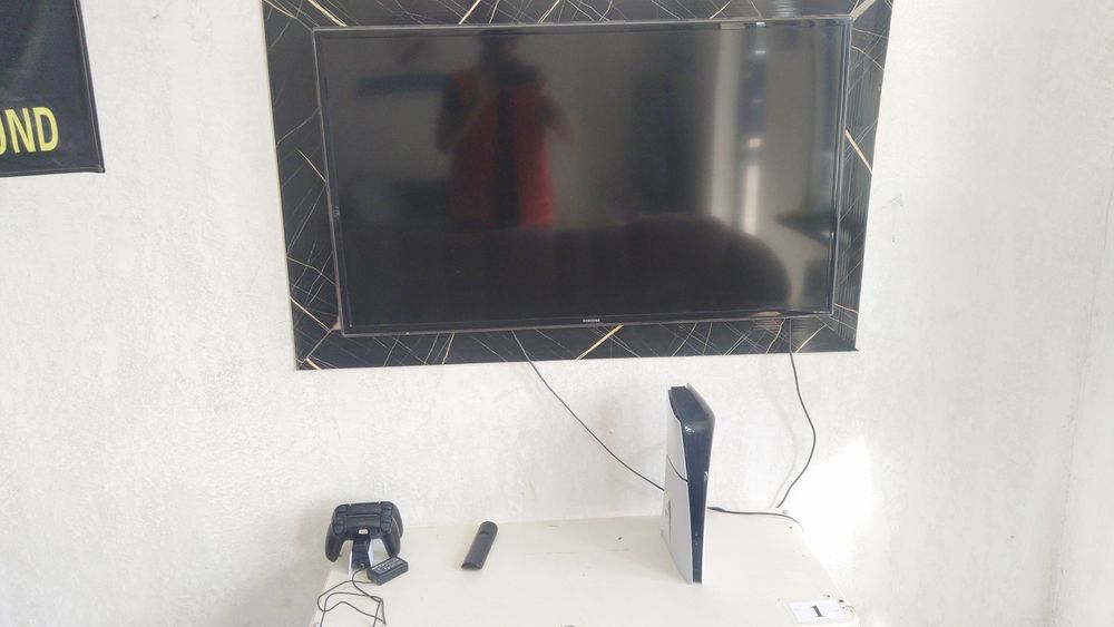 Плестейшн 5 в хорошем сост