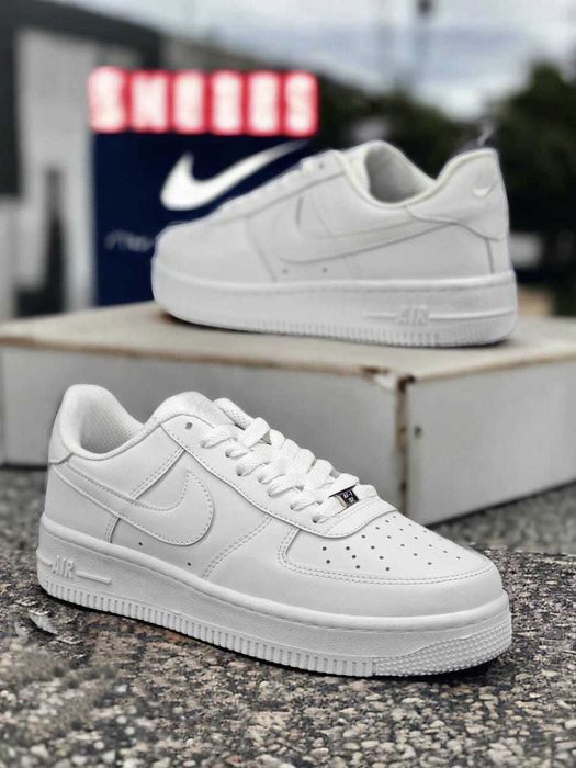 Adidasi Unisex Nike Air Force 1 Alb