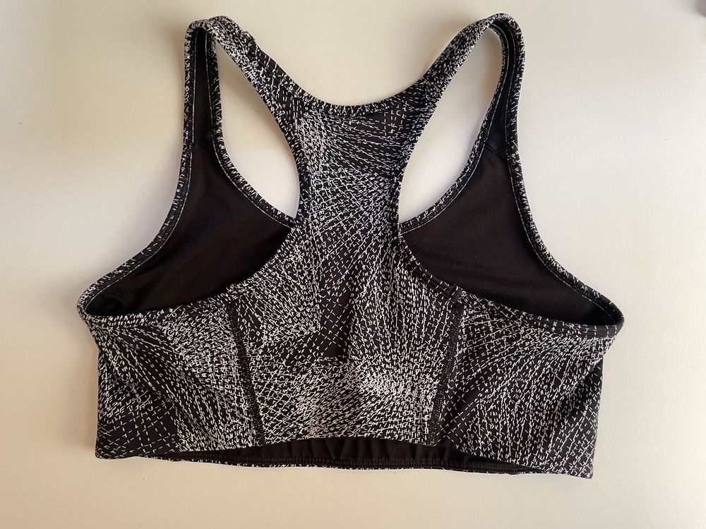 Дамско спортно горнище h&M