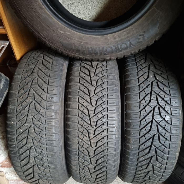 Anvelope iarna 215 60 16 Impecabile