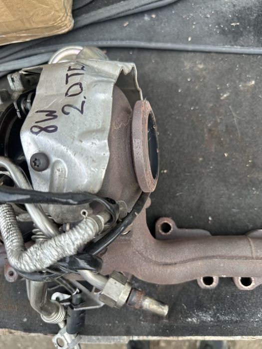 Турбо компресор турбина Audi VW Skoda Seat 2.0TDI 04L253019A GARRETT