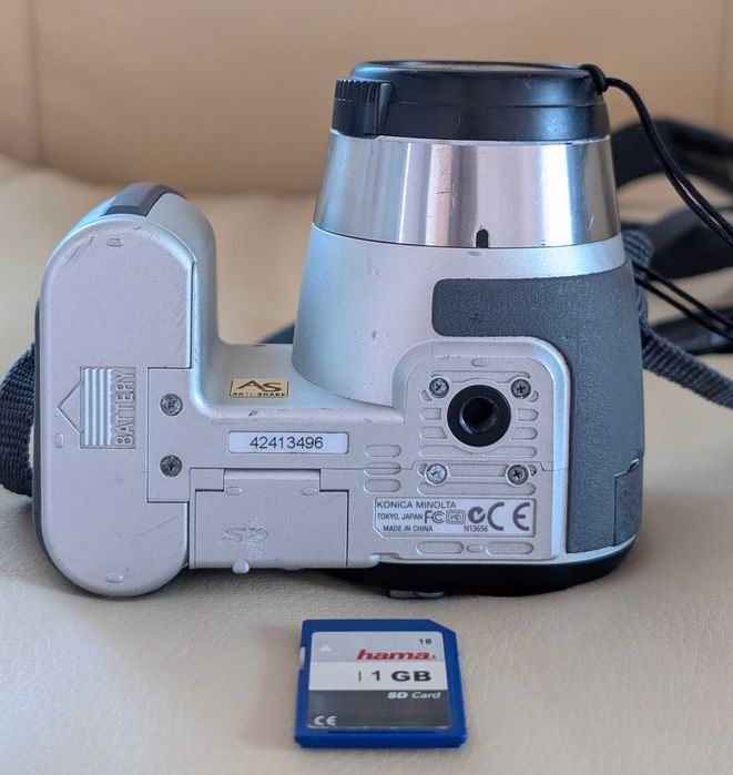 Ricoh RDC si DiMage Z5 de top, 170 LEI , stare buna