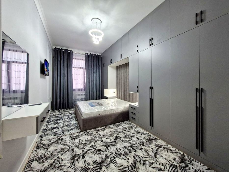 3 комнатная квартира на 3 этаже в Новостройке Рудакий