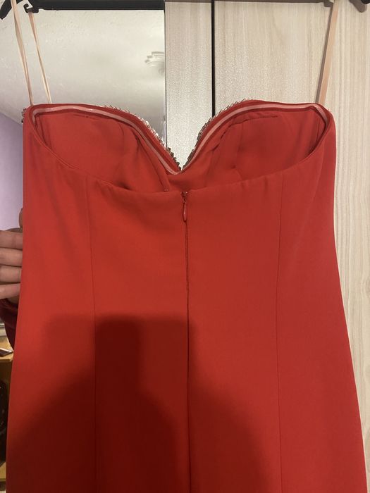 Официална рокля