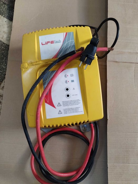 Incarcator Redresor lize stivuitoare baterii tracțiune 24v 70 A