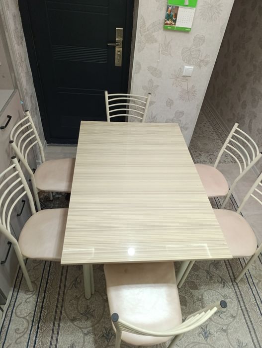 Продается стол с 6шт стулья