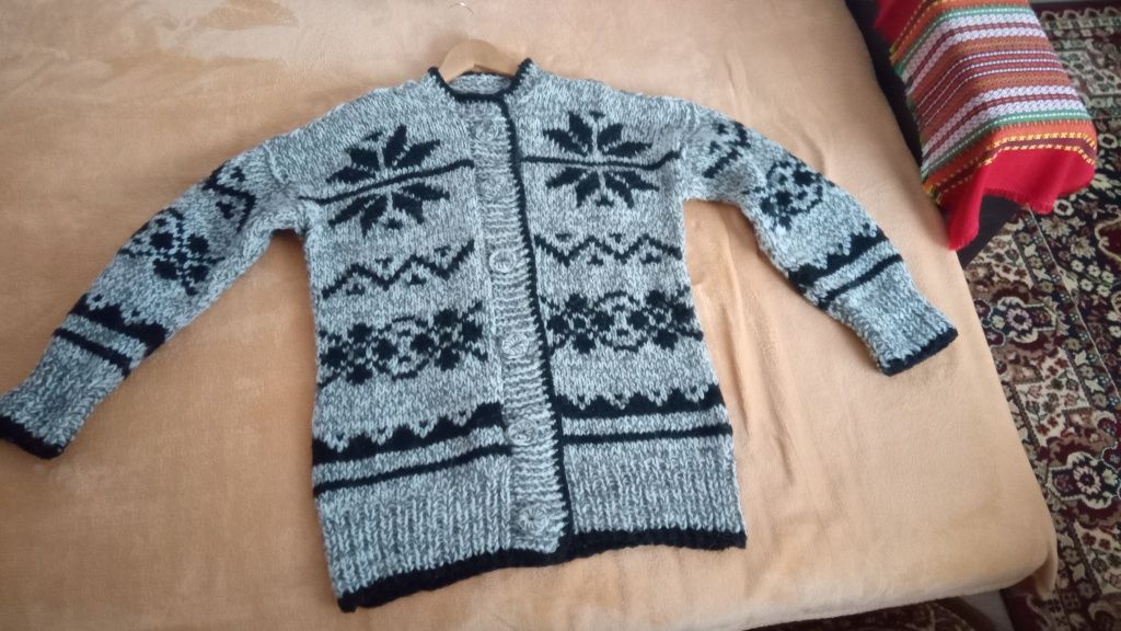 Cardigan/pulover din lână groasă