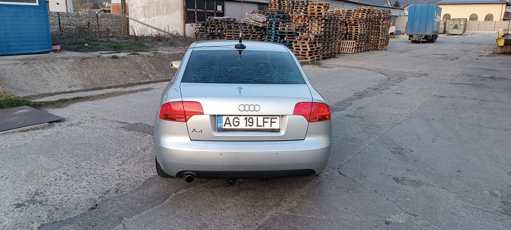 Vand audi a4 benzina +gaz