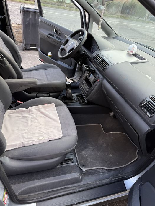 Vand sau schimb Seat Alhambra