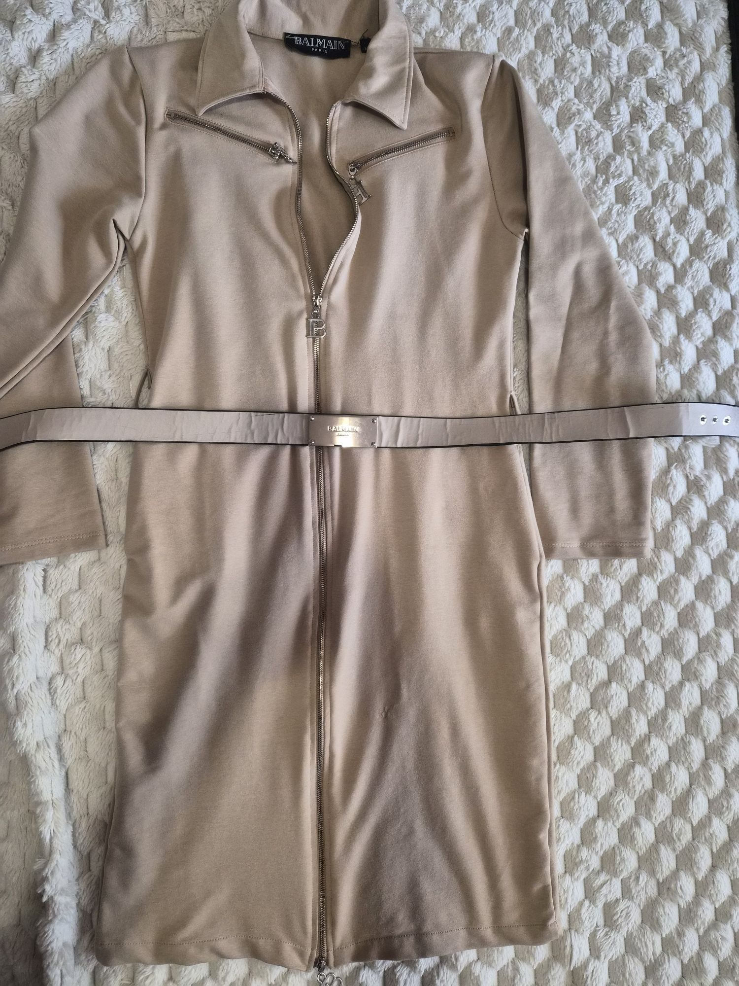 Рокля alessa,Balmain  и рокля caramels
