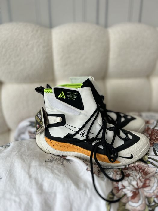 Кроссы новые шикарные