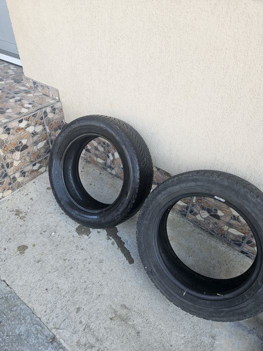Cauciucuri Michelin 205 / 55 / 16 cauciucurile sunt de iarna pret 600