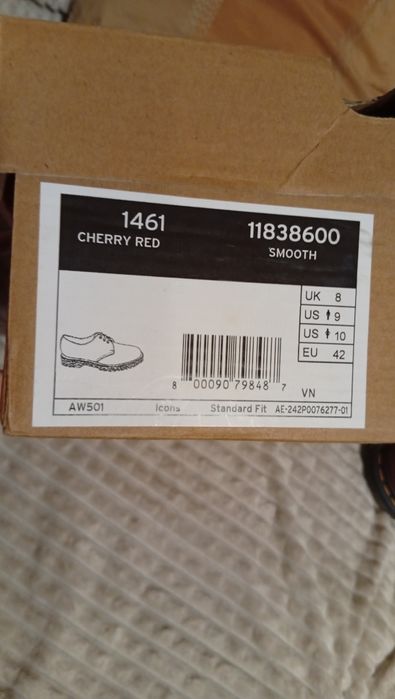 N.42 Обувки Dr. Martens - кaто чисто нови