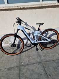 Bicicleta electrica full suspension CUBE STEREO PRO