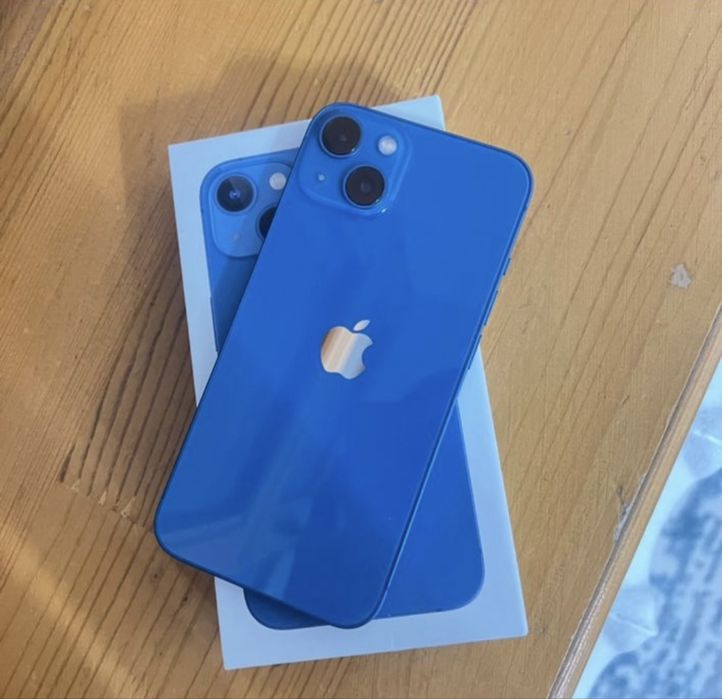 Продам айфон 13 128гб