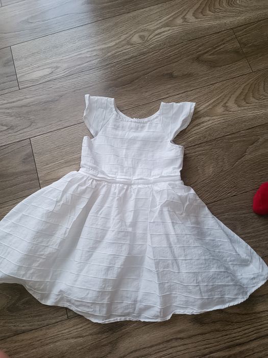 Lot rochițe mărimea 104-110