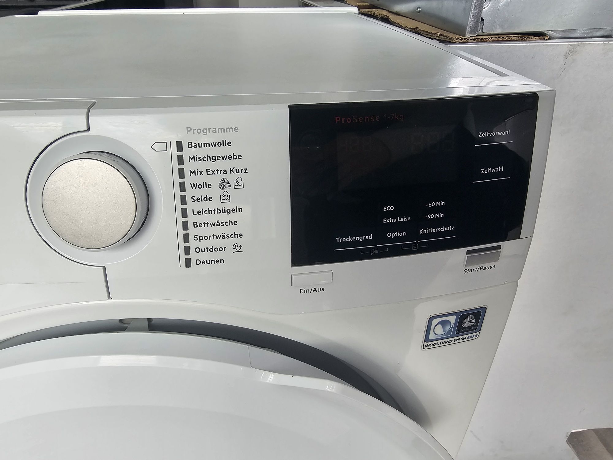 Сушилня Aeg 8000 series AbsoluteCare 7 кг. А+++
