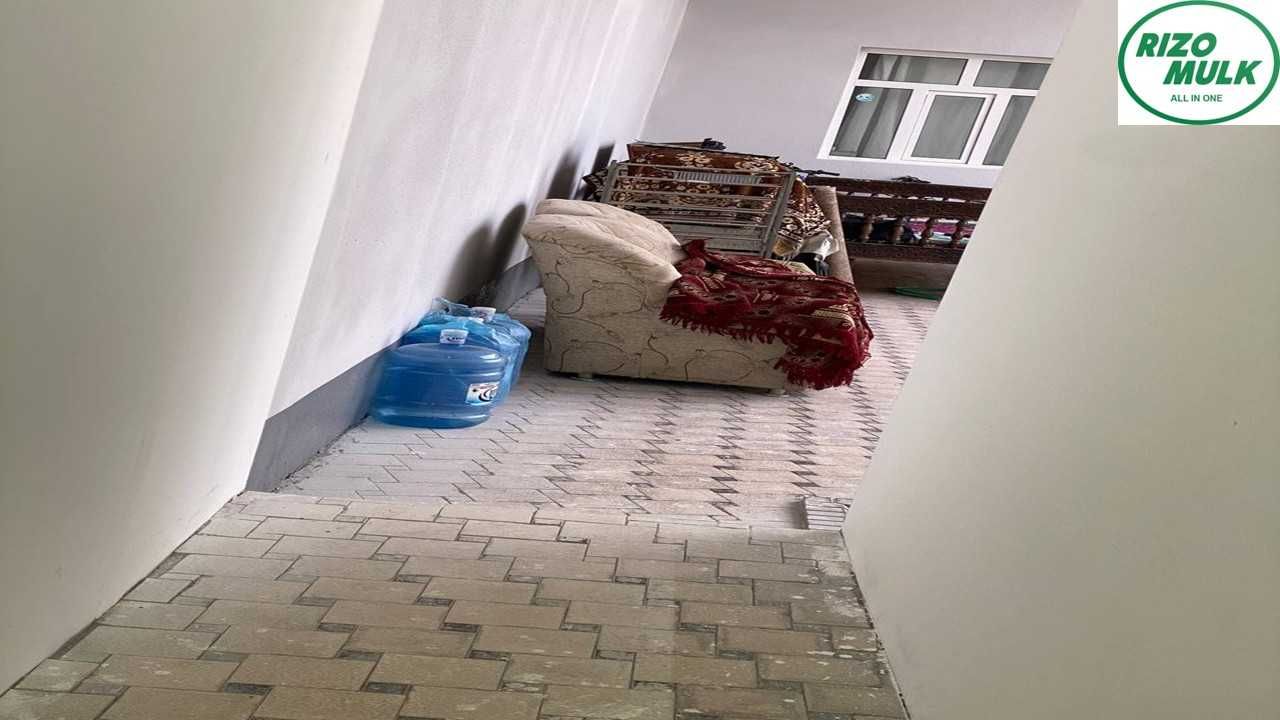 Шайхонтохур тумани Алока мавзесида шинамгина ховли сотилади. NR494/115