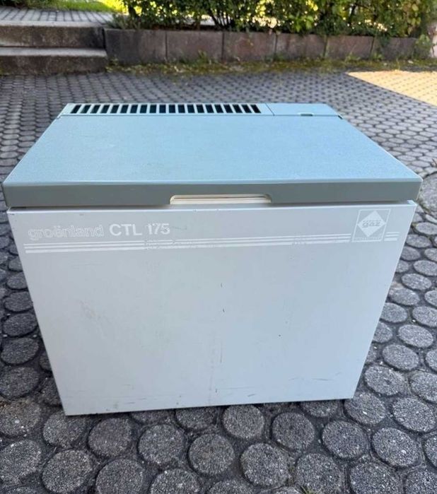 Хладилна ракла "Sibir" 33л- Газ, 12v, 220v