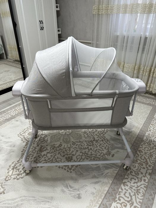 Детская манеж музыкальная качается