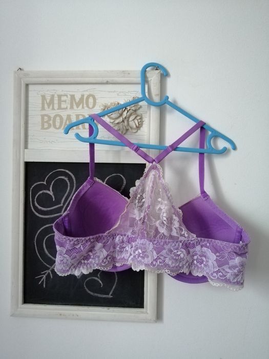 Sutien mov din dantela model deosebit Bodyflirt cupa 85 B