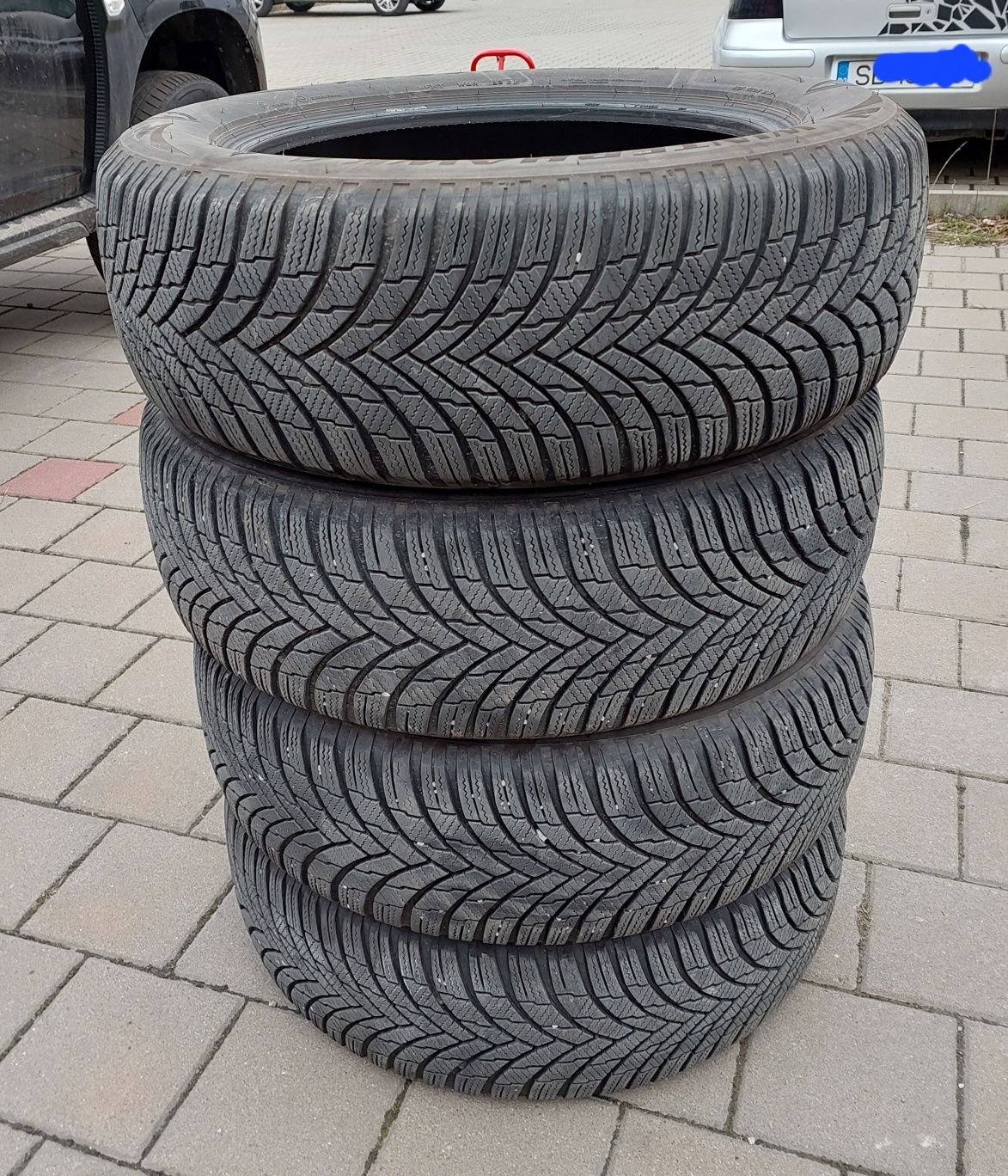Set 4 anvelope iarna Firestone "Winterhawk 4" dim 215/60/R17/96H