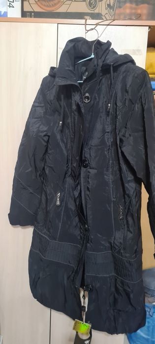 Продам весна осень р-р 48-50 новое