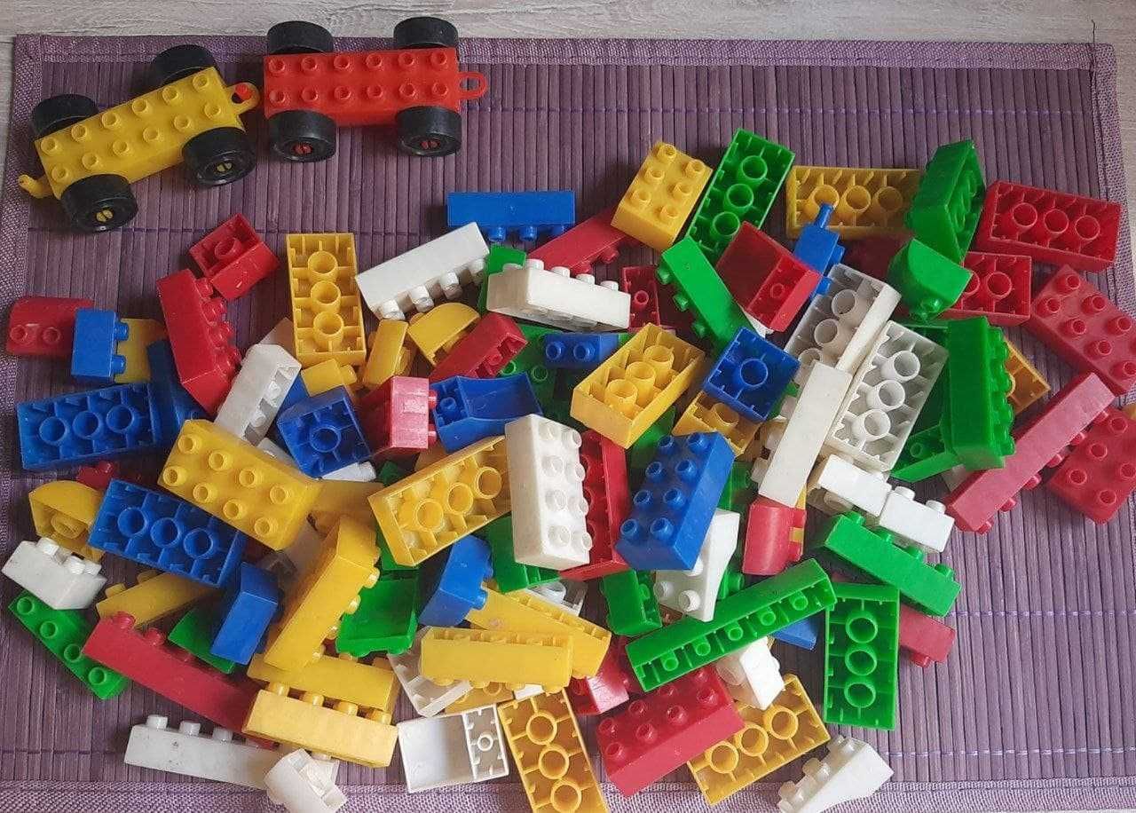 Конструкторы типа LEGO duplo на подарок для детей